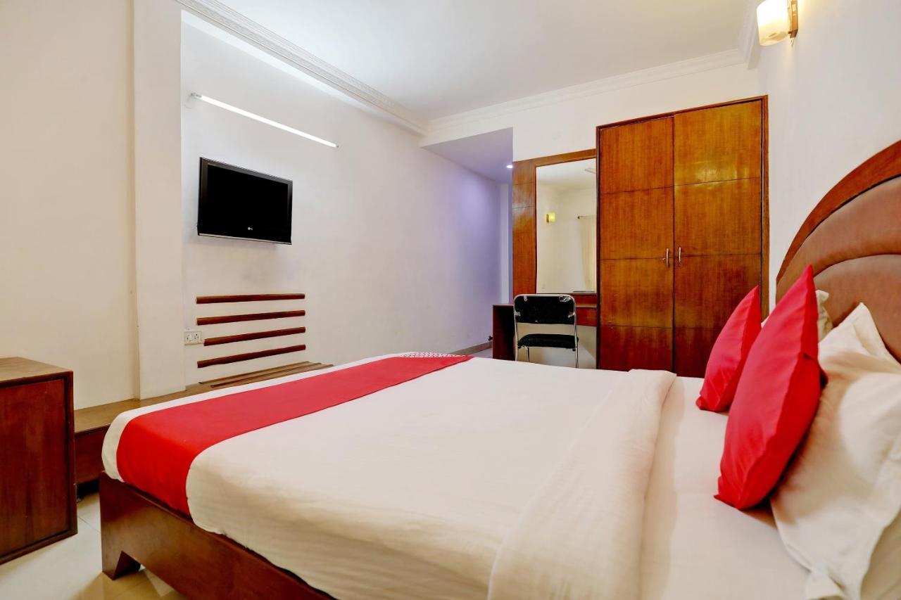 Hotel Oyo 44065 Sri Krishna Nilaya Bangalore Esterno foto