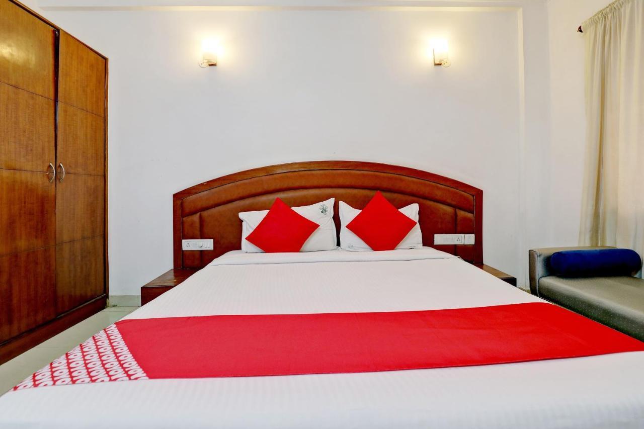 Hotel Oyo 44065 Sri Krishna Nilaya Bangalore Esterno foto