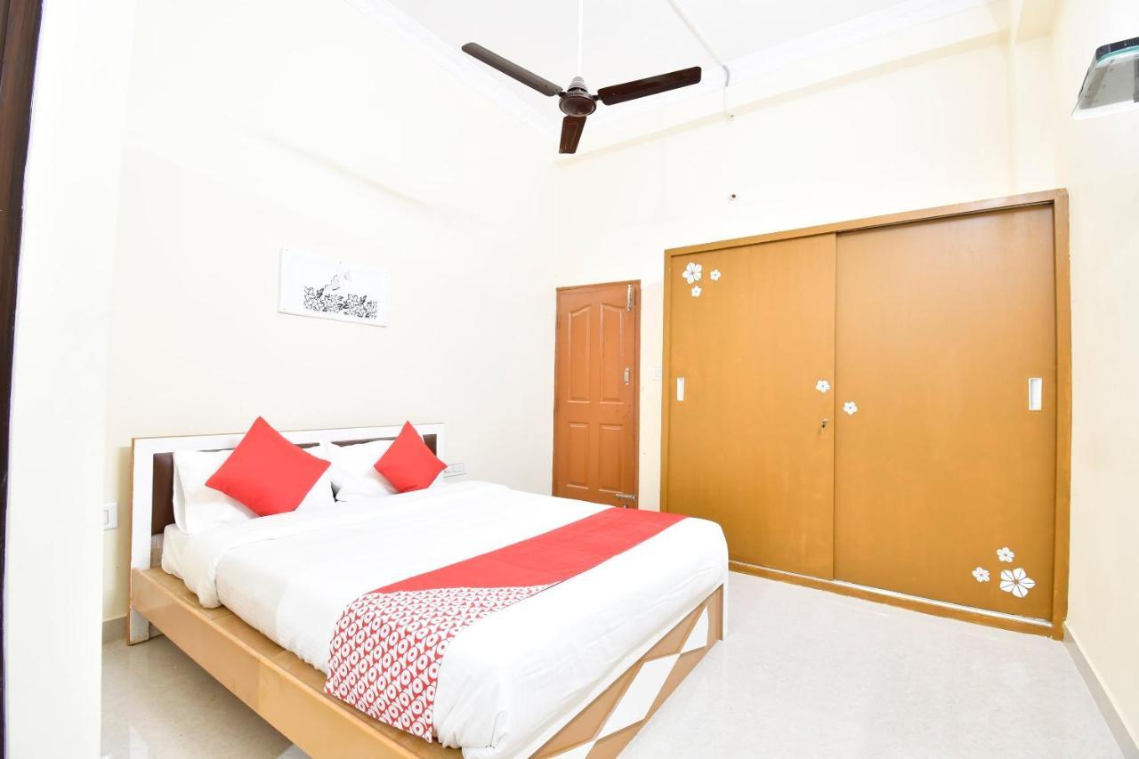 Hotel Oyo 44065 Sri Krishna Nilaya Bangalore Esterno foto