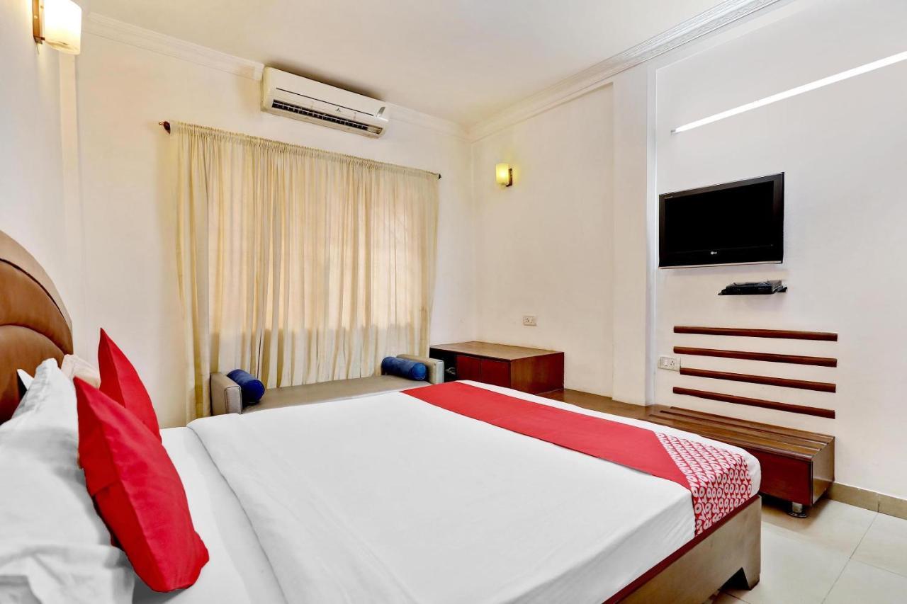 Hotel Oyo 44065 Sri Krishna Nilaya Bangalore Esterno foto